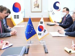 외교부 이도훈 2차관, EU 대외관계청 아태실장 접견 기사 이미지